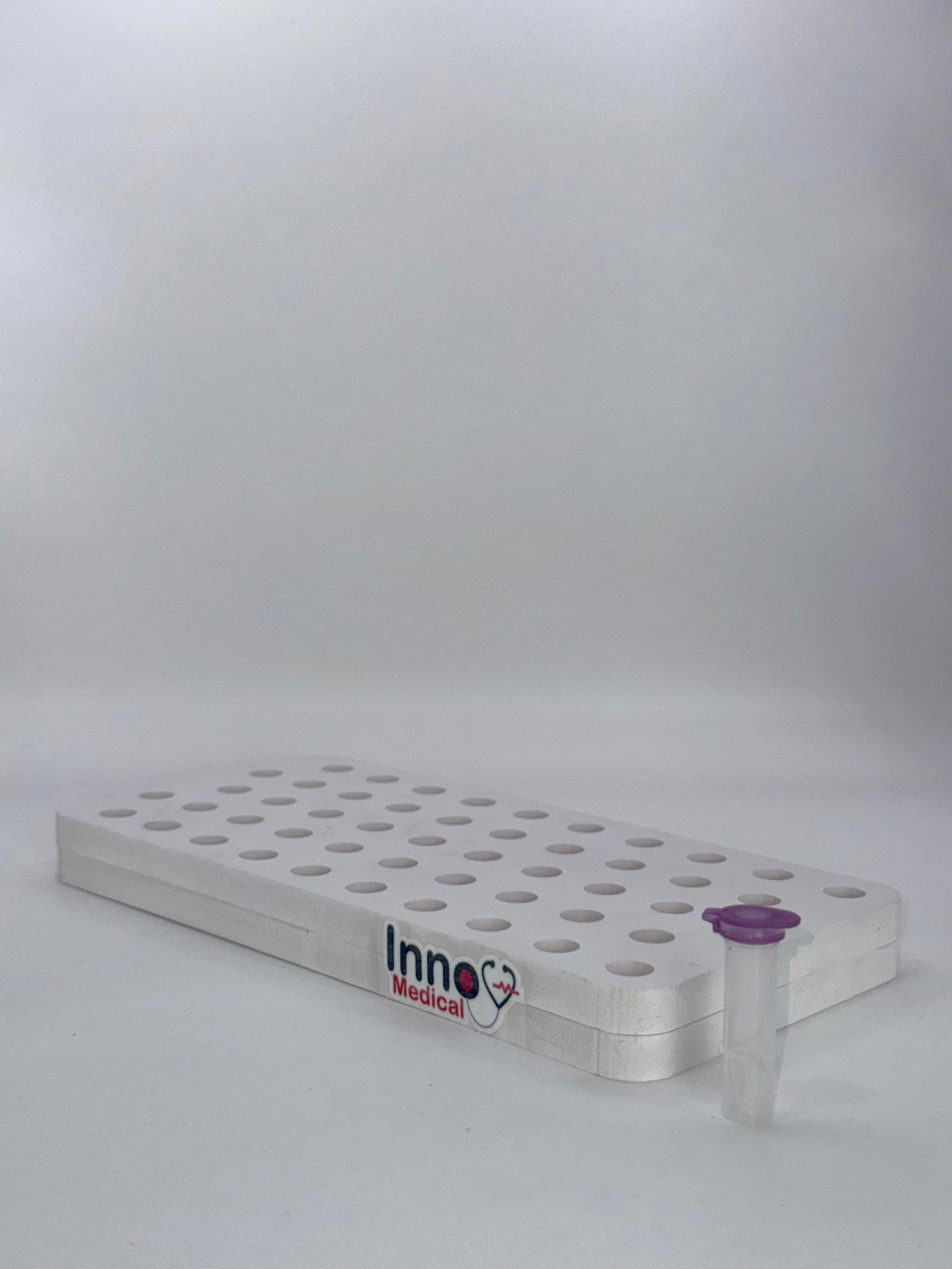 Portoir 50 microtubes plats